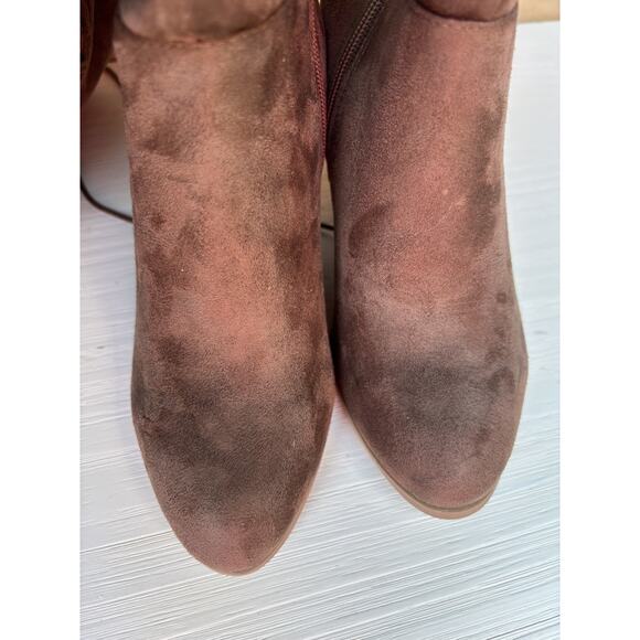 Knee High Heeled Boots Women's Size 7 Taupe Faux Suede Block Heel Lace Up Zip - Picture 4 of 14